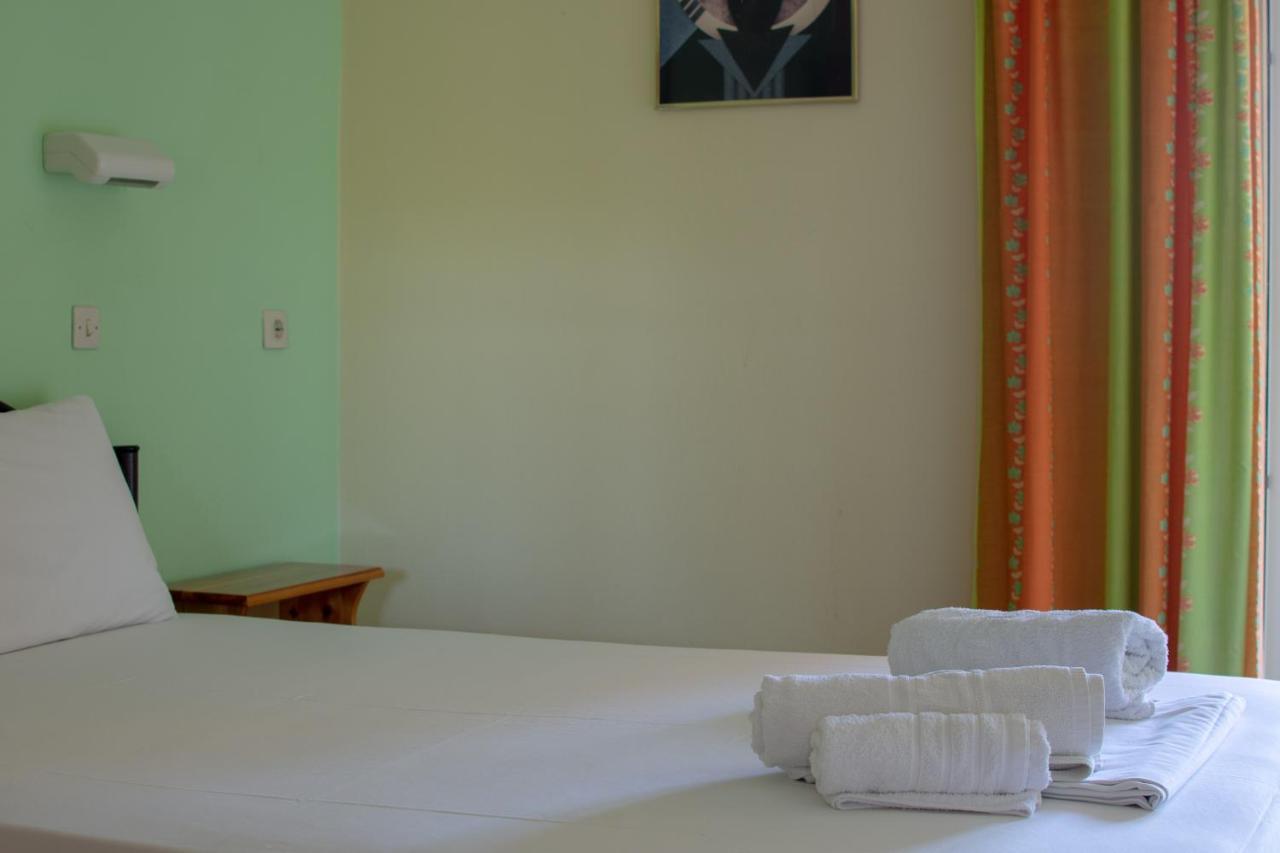 Villa Rose Garden Melíkia Esterno foto